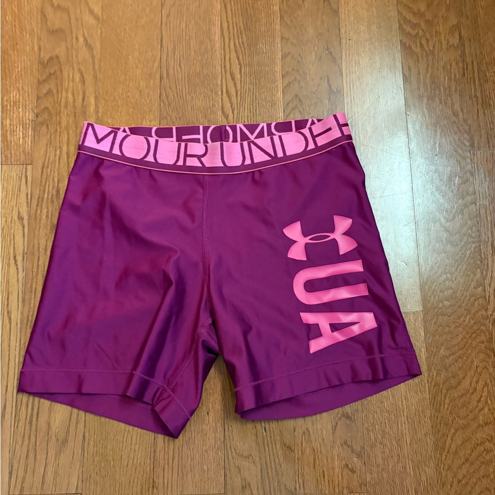 Under Armour UA Big Logo Compression Women’s Shorts.  Size women’s small